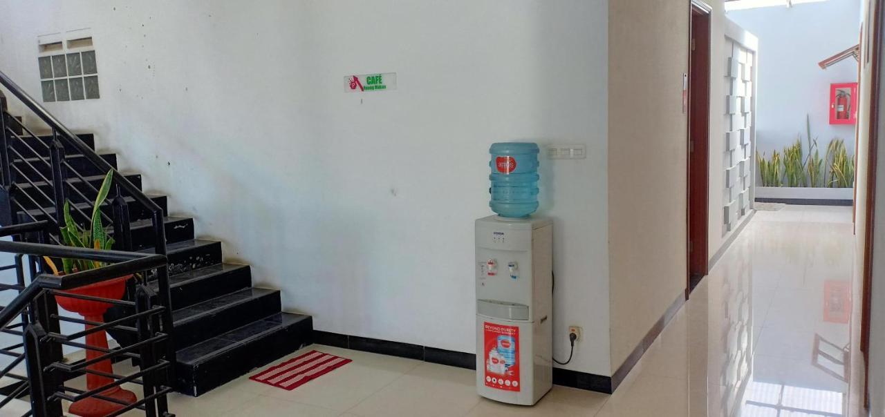 Peta Hostel Bandung Exteriör bild